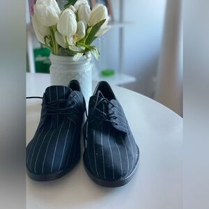 NWOT Lauren by Ralph Lauren - Women’s Pinstripe Flats - 10B 💙